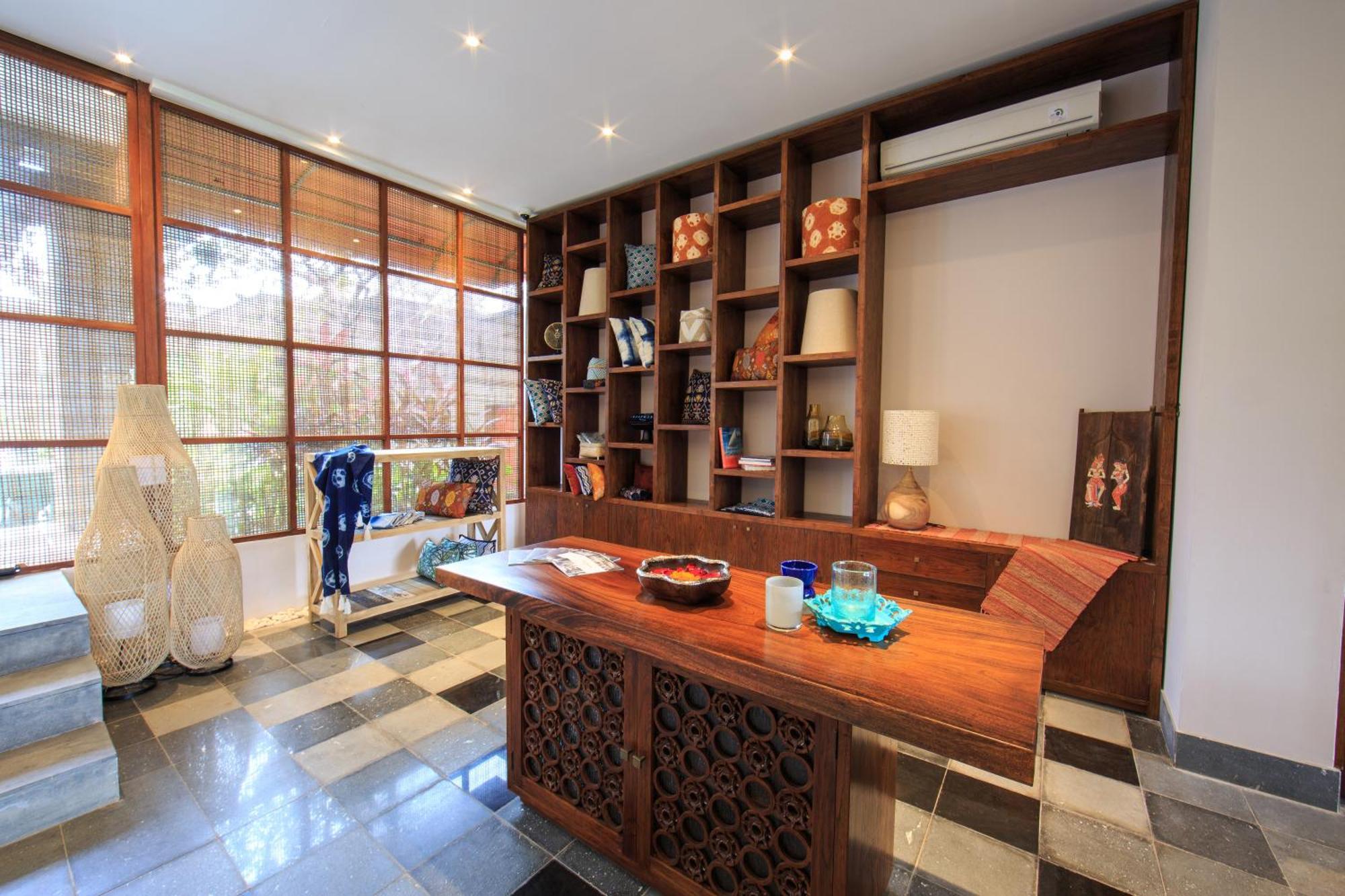 מלון אובוד Tejaprana Bisma - Chse Certified מראה חיצוני תמונה A traditional tailor shop in India